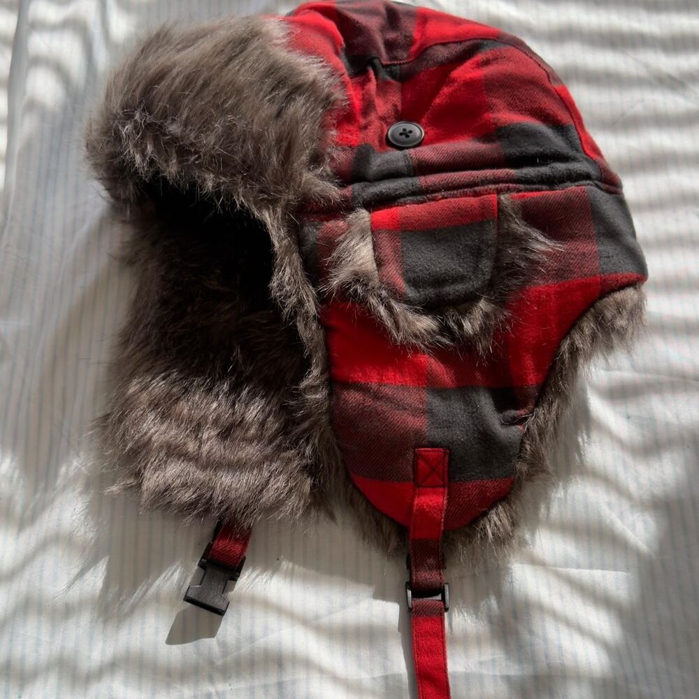 American Eagle Red and Black Buffalo Plaid Faux Fur Trapper Hat #winterwear